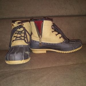 Tommy Hilfiger duck boots